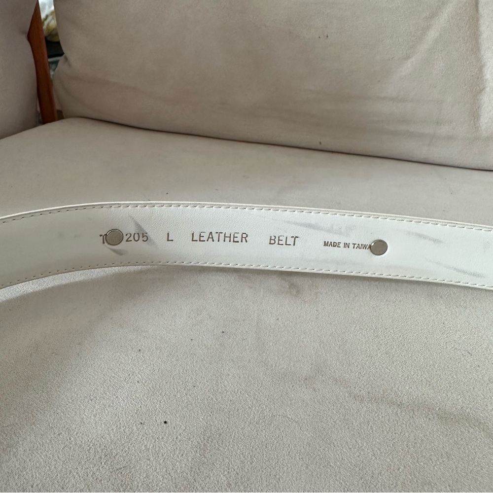 Vintage Leather Belt - Picture 4 of 6